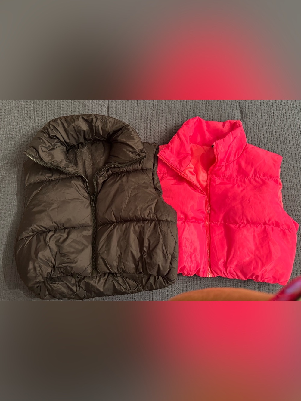 Set of 2 Juniors Women’s cropped Puffer Vest - Bright Pink and Black